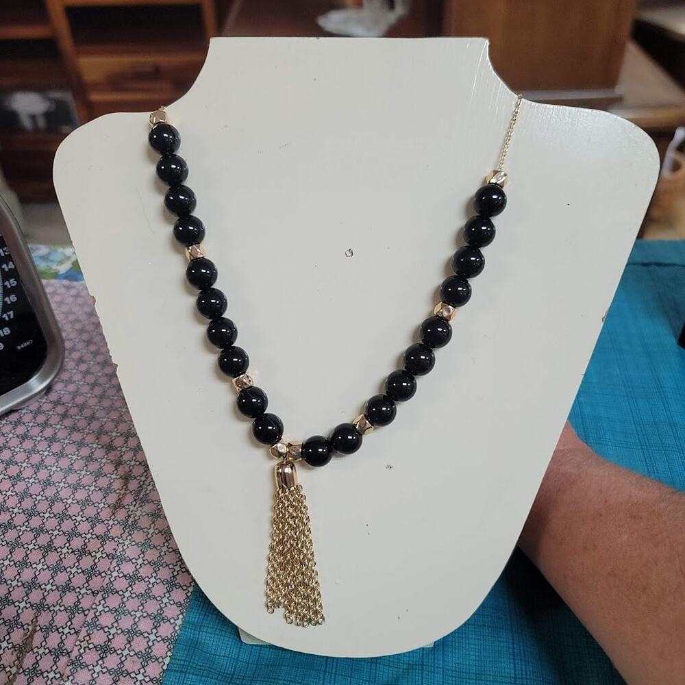 Vintage Costume Jewelry Fashion Golden Chain Black Beaded Tassel Necklace